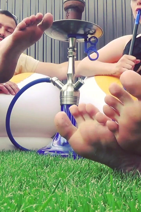 Red light, green light over sweat feet of alpha couple! Long edge play & total orgasm control
