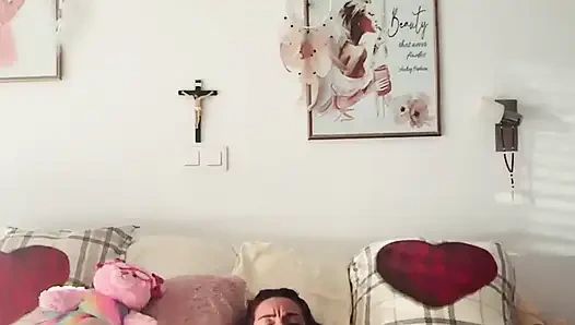 Eine sehr heiße, schmutzige Milf bringt dich mit ihrer Muschi zum Orgasmus