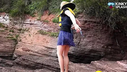 Memilih life jacket paling seksi yang bisa bikin beceknya becek banget