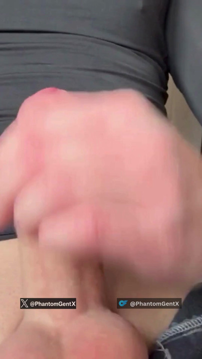 Muscular Boy Drips And Moans For You – PhantomGentX