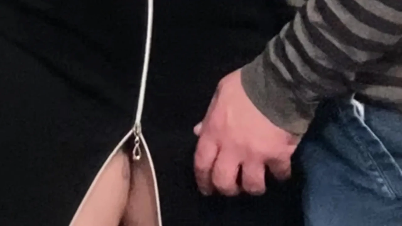 Omg!!! Stranger in Crowded Subway - Pussy Fingering