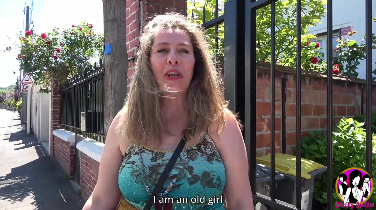 大奶子微胖熟女荡妇被狠操菊花