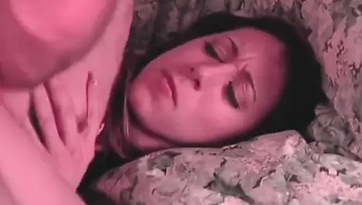Sloppy Pussy Eating Leads to Overflowing Creampie Finish