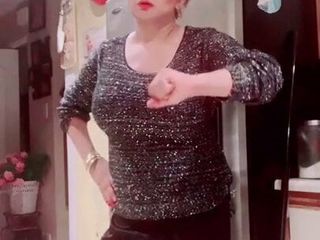 Индийская танцующая дези бхабхи