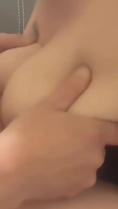 Soție curvă matură, adoră să sugă, futai cu țâțe, curul ei analizat, sodomizat și injectat cu spermă. | Clip 1