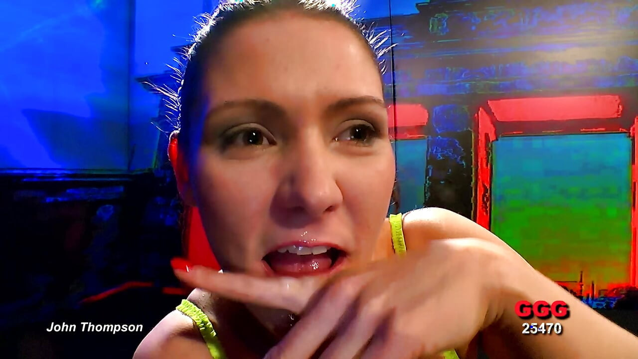 Ggg John Thompson - Cum Fountain končí svou dávící se show