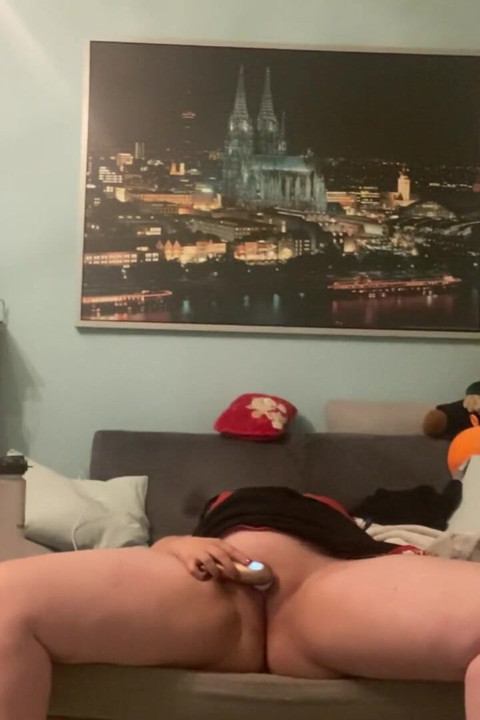 Amputee Costume tricks me to tripple masturbation