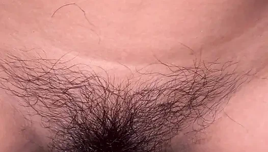 Evde kimse yokken kız arkadaşını eve çağırdı ve sikti.