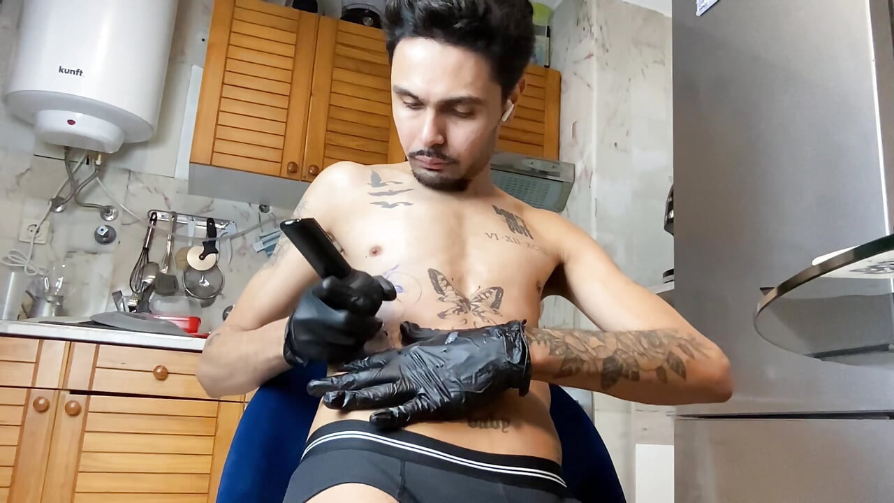 Skinny guy with a big dick sucking himself off and jerking off.