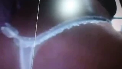 Sıcak kameraya saygı duruşu