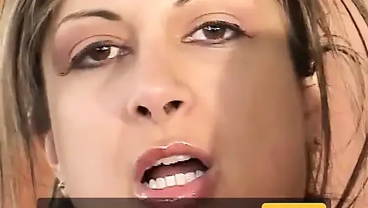 Evli kadınlar evde yalnız: evli kadın #208