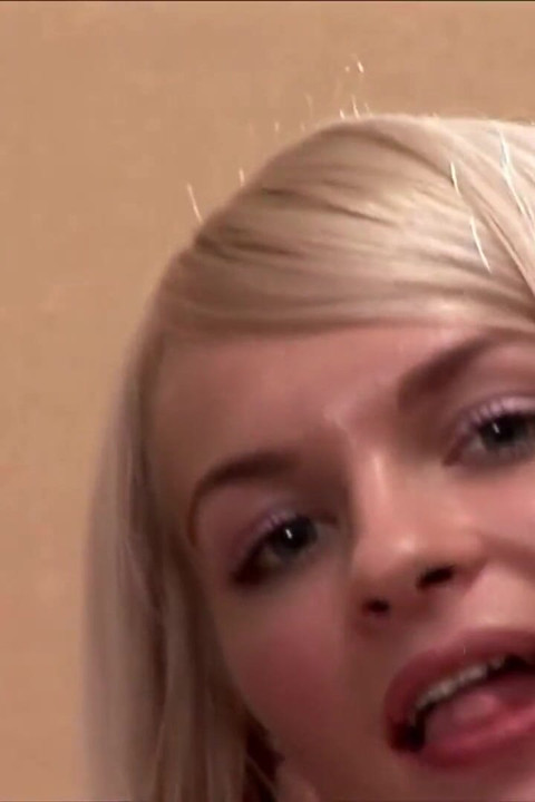 Skinny 18yo Wynter fingers her sweet pussy on the couch