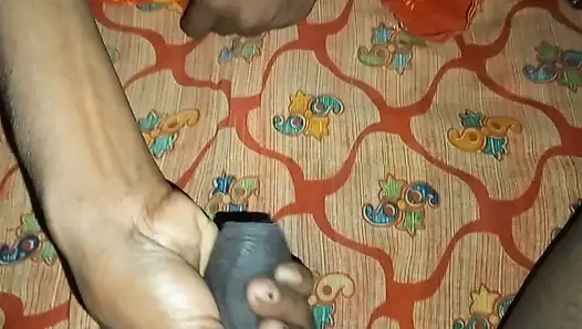 Indian hot Desi Bhabhi Fucking in Hindi