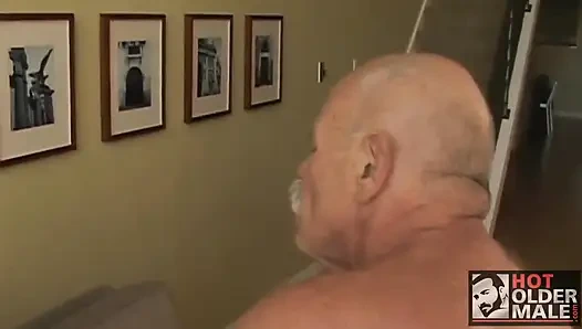 Stadt der Männer, Bas und Jack