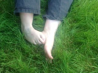 Spelen in het gras