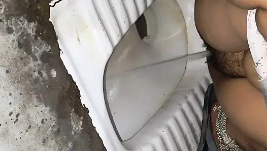 Hanya kencing bhabhi India