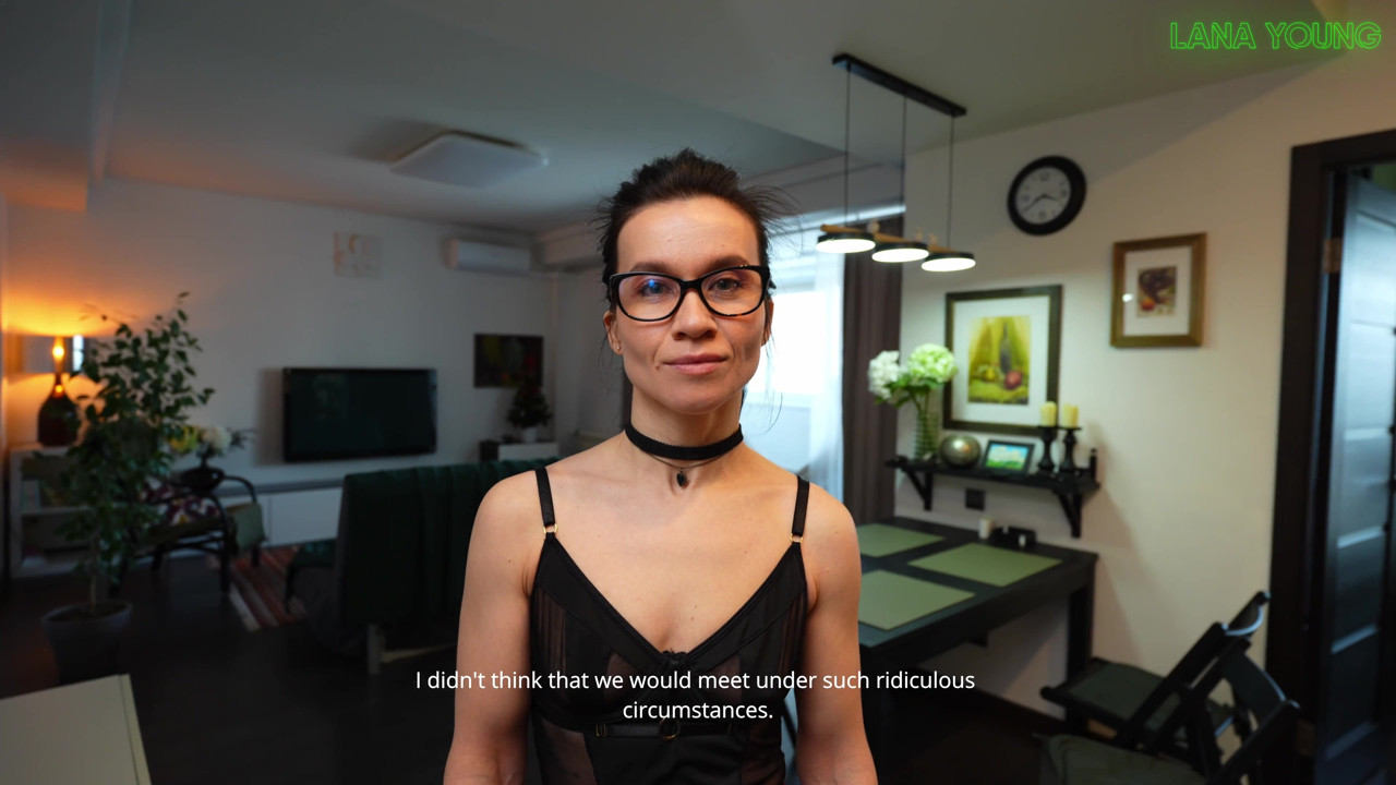 彼女のミルフの母親が私の裸を見て、私のチンコをチェックしたいと言っています