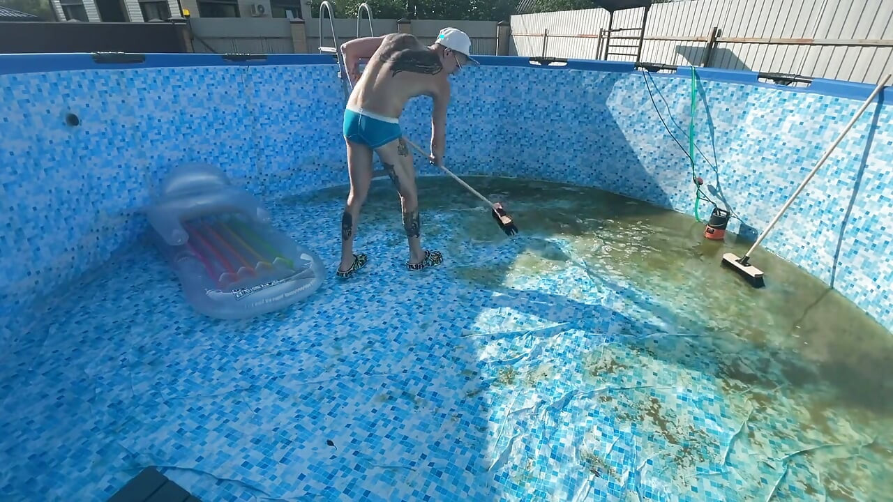 #395 Boss Fucks Guy at the Bottom of the Pool While Neighbors Watch Them