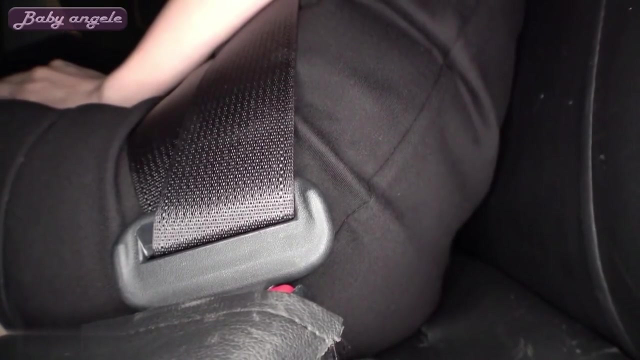 Clean Beauty in Dms. Blowjob Lover Performs Public Tease and Handjob Service