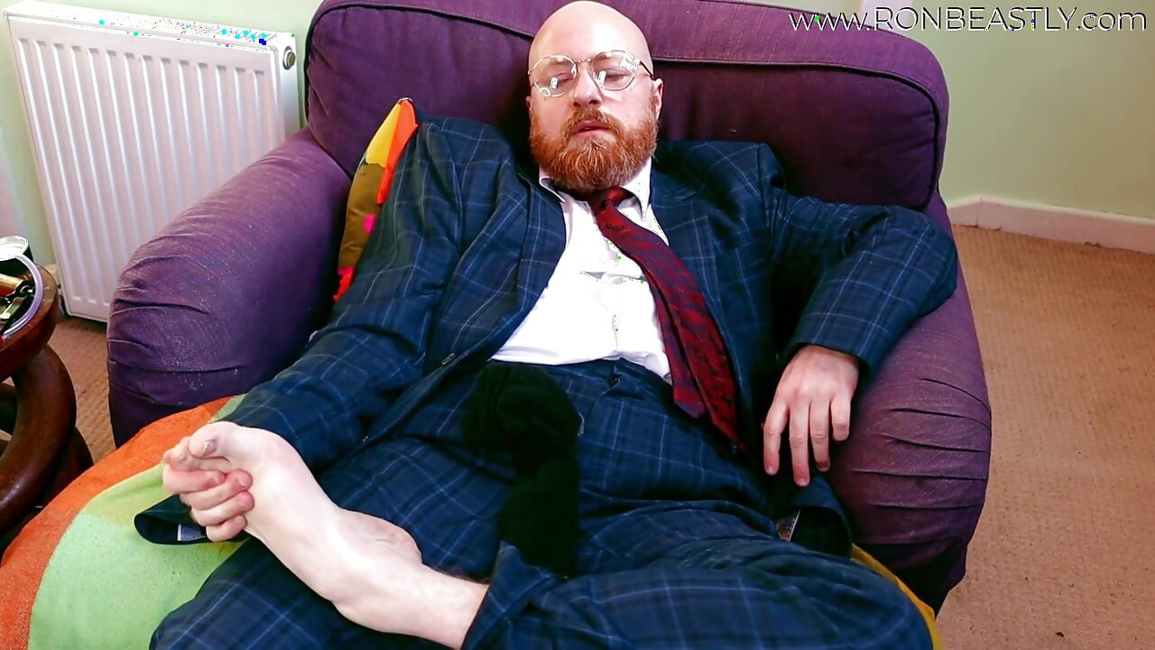 Hairy Trans Business Man Squirting in His Briefs