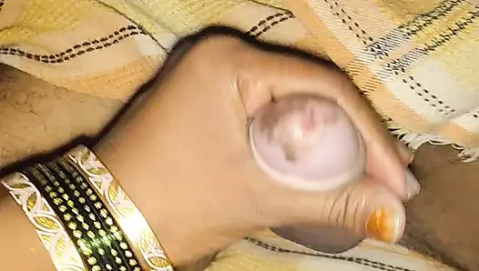 Barish ke Mausam mein bhabhi ka mood kharab hai