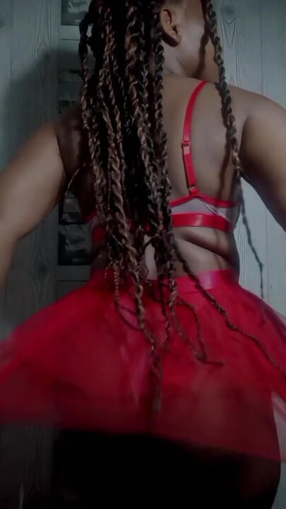 You want to see something amazing this black woman is waiting for you to see her and you'll be impressed by what she's going to do