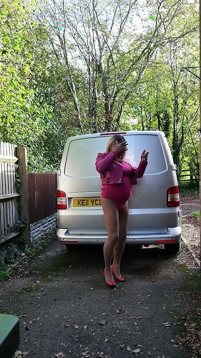 Sexy Crossdresser kellycd2022 In my pink bodycon dress and heels