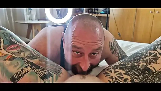 Sandy Candie Recieves Oral Pleasure From Chris Coxx