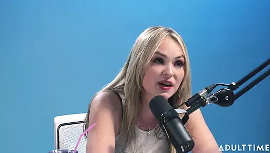 Lilly Bell Exhibitionism, Sexting, & Empowerment | the Adult Time Podcast