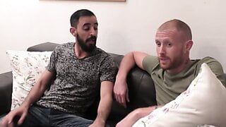 テルアビブでセックスするエッチな若いイスラエル人ゲイ