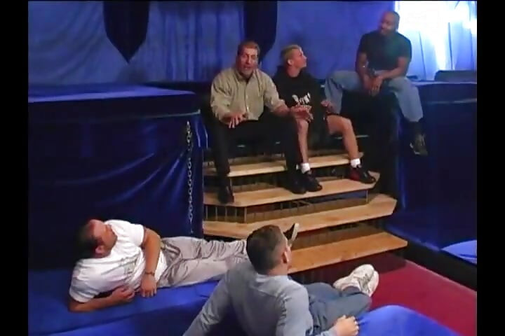 십대 애널 갱뱅 부카케