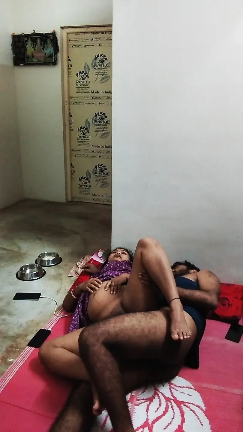Husband Wife Deshi Sexy Vedio In Hindi