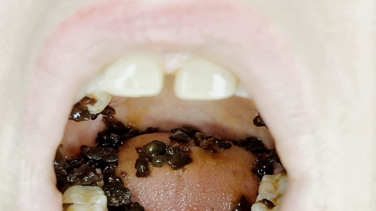 Inside My Mouth Chew Chew & Tongue (open Mouth Chew & Tongue POV)
