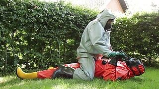 Químico hazmat traje de borracha ação parte 2