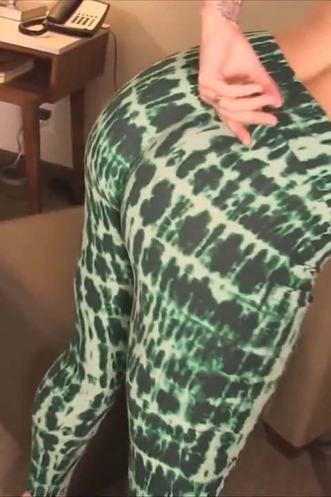 Huge Booty Yoga Pants Featuring Sinn Sage