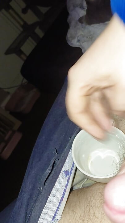 在沙發上打瞌睡