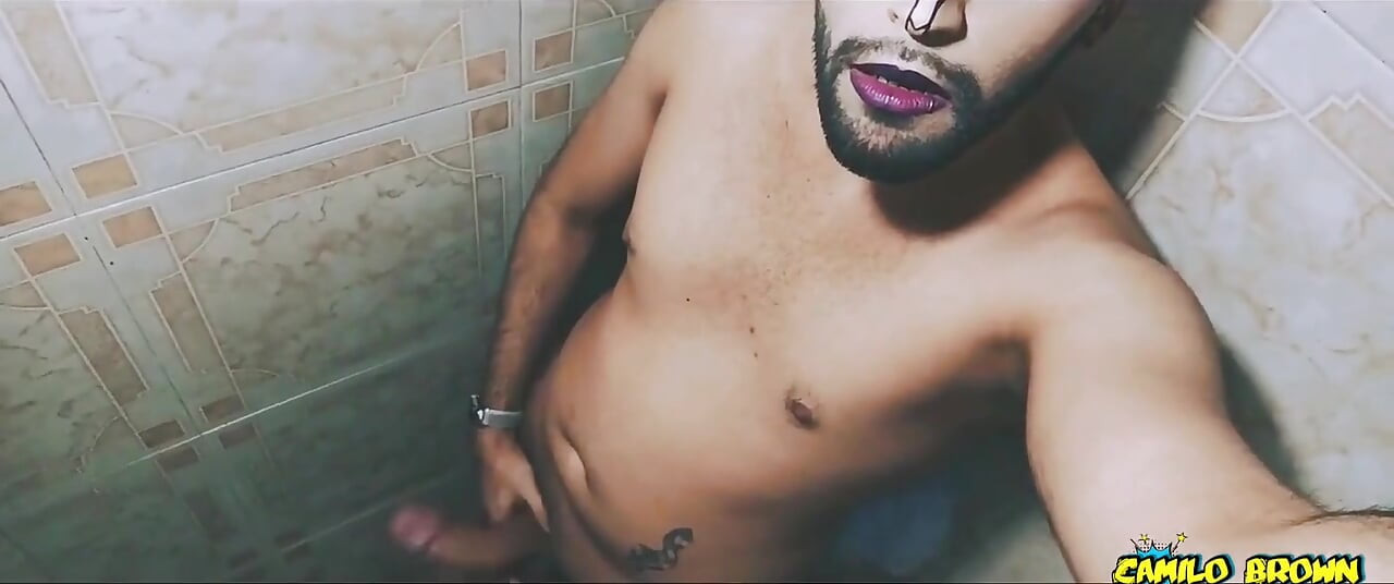Alien boy jerking his big uncut cock in the shower and eating his own cum