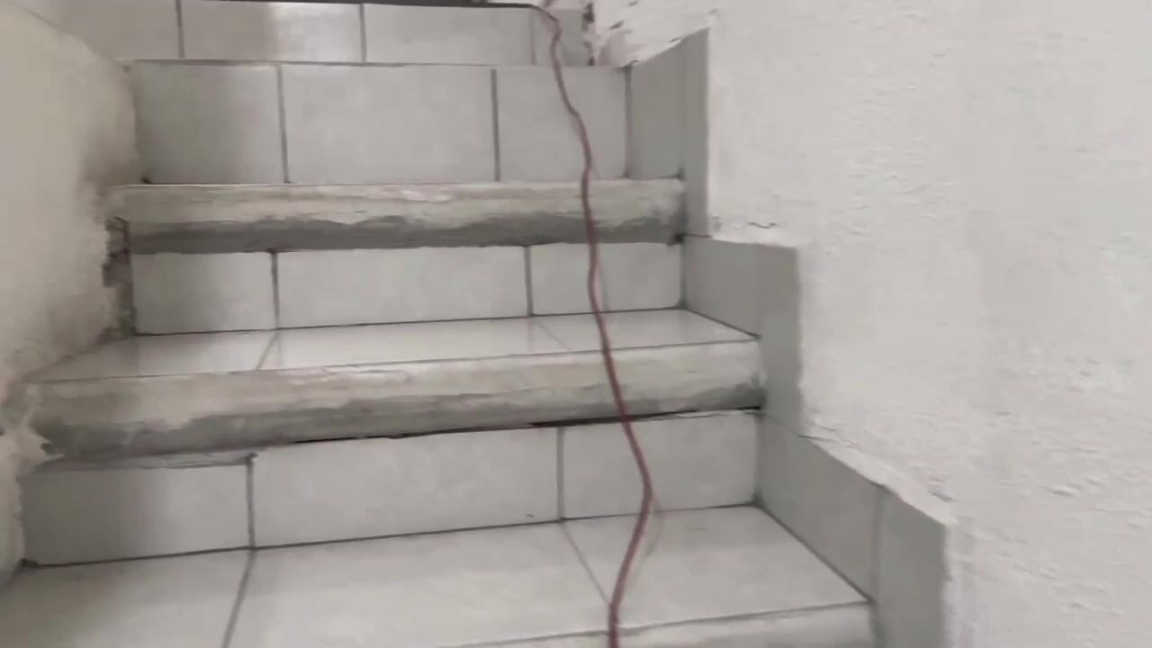 Arkadaşımı bizi birlikte kullanması için ustama verdim