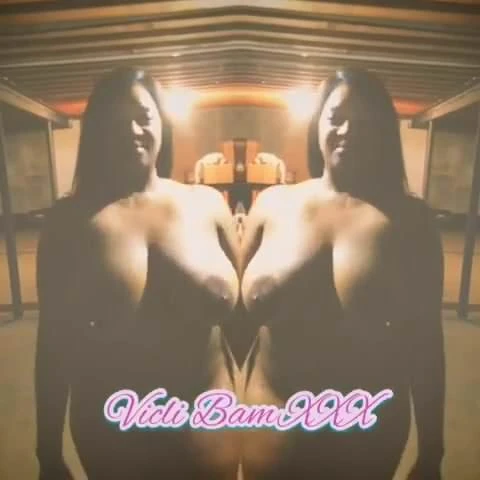 Custom video clip