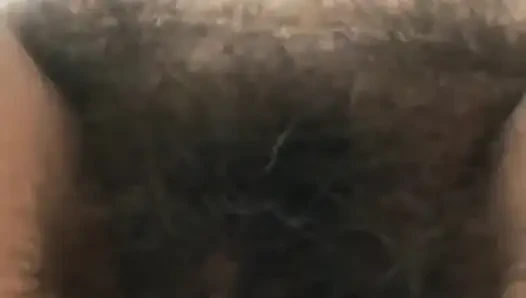 Ibu tiri dan memeknya yang berbulu