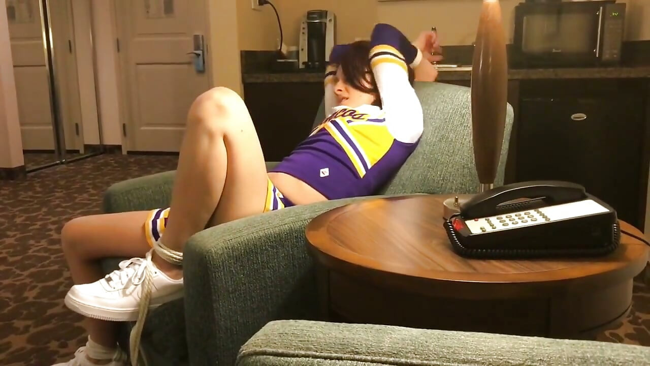 Cheerleader try-out