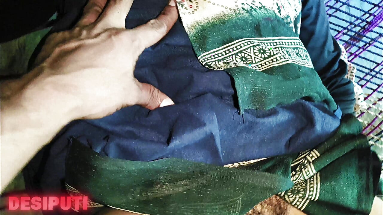 Payal Bhabhi "sau devar prima dată futai în cur, cu sari în videoclip sexual