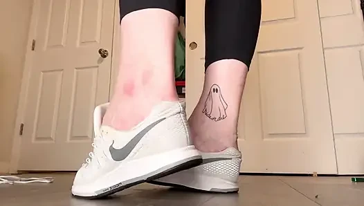 Size 16 Feet Squeezing Into Smaller Size Sneakers