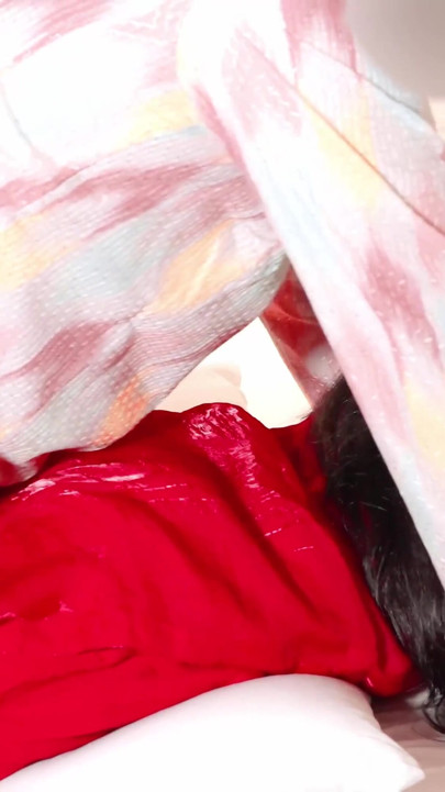 Nowo poślubiona indyjska bhabhi uprawia ostrego seksu w karwachauth po hindi | Klip 1