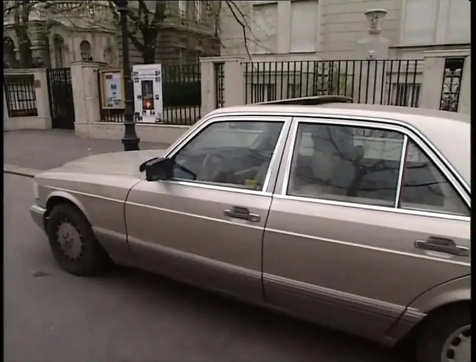 Trung tâm mát-xa khiêu dâm