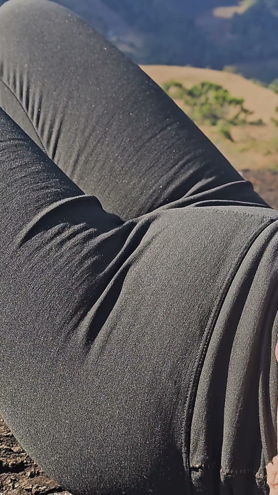 Husband didn't want to accompany his wife to the viewpoint, so I, the tour guide, fucked her hot ass | Clip 1