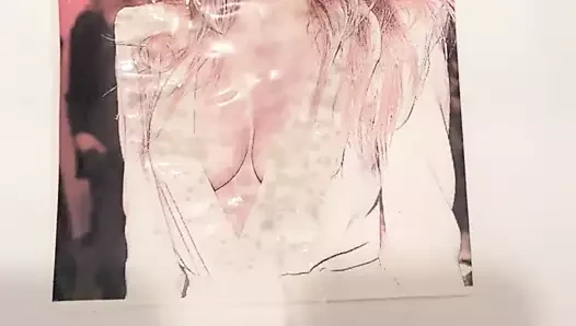 Sophia Thomalla angepisst