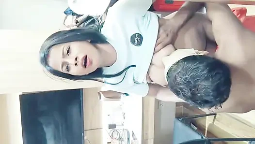 Sezon 187. Yeni evli erkek arkadaşıyla otelde sikişiyor