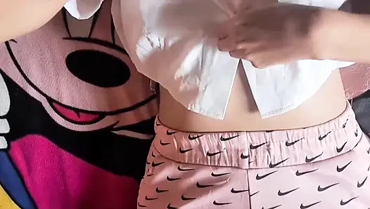 Aku sangat hot di meja ini! Orgasme intens! Free Pussy Rubbing Porn