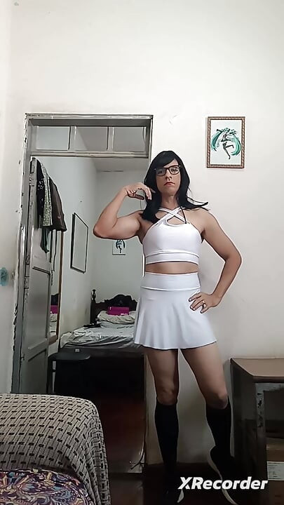 Sakura Nakamura Gym Performance